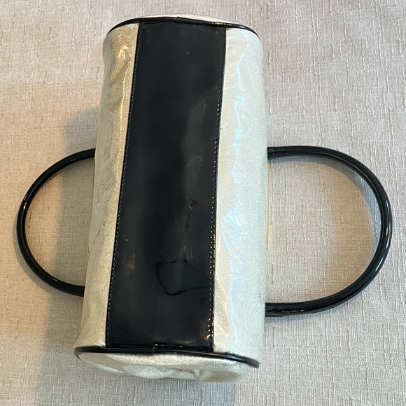 Betseyville Silver Glitter Paten Small Bag Satchel Punk Rockabilly Heart Tag - Picture 14 of 16